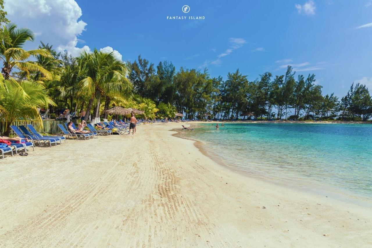 Fantasy Island Beach Resort And Marina First Bight Exterior foto