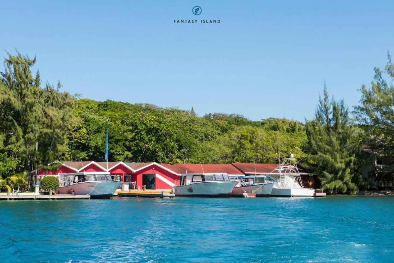 Fantasy Island Beach Resort And Marina First Bight Exterior foto